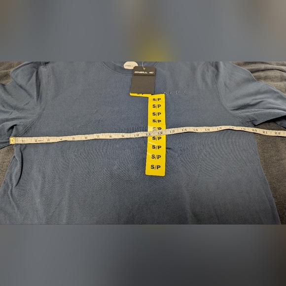 NWT O'Neil Long Sleeve T-shirt - Size S - Picture 3 of 3